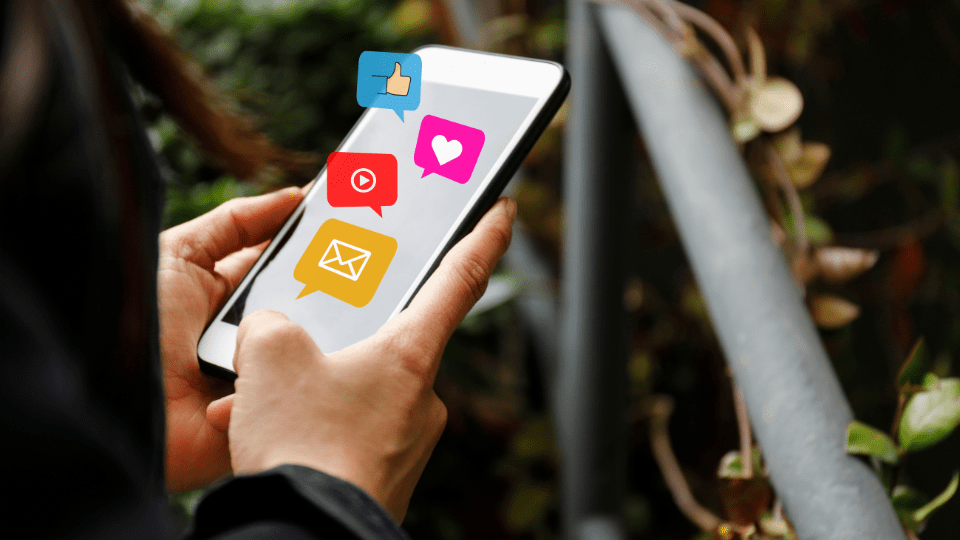 Médias sociaux & teasers vidéos 3D : s’adapter à la génération digitale avec du snack content